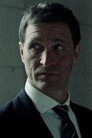 Alejandro Kersfeld as Kaplan in Mortemburgo 2026
