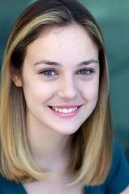 Sarah Giles as Zoe in Cats & Dogs 3: Paws Unite 2020