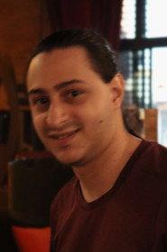 Giovanni Bressani as Homem (Voice) in Acompanhante 2023