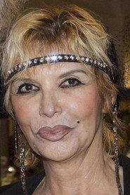 Thea Gottschalk as Tamara in Zwei Nasen tanken Super 1984