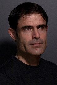 Manex Fuchs as Mateo in Gaua (The Night) 2025