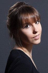 Cassandra Due as Mia in Hold Your Breath 2018