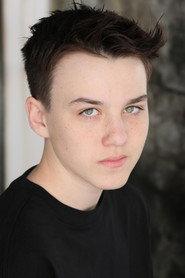 Aidan McGraw as Sidney in Vessel 2015