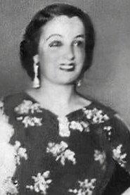 Paquita Garzón as Jeronima de Olmedo in La dama duende 1945