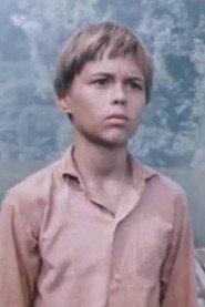 Valera Bogomolov as  in Dew 1975