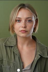 Leah Grosjean as Claudia in Bird of Paradise 2024