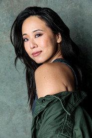 Christine Minji Chang as Lenny in The Break-Up Show 2018