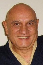 Gabriel Pingarrón as Castaneda in Curandero 2005