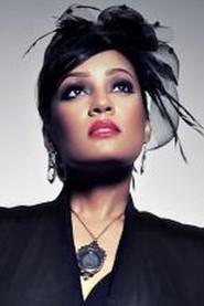 Yamisse Bean as Robin Trent in Changes 2021