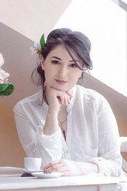 Hermine Stepanyan as Zulali in Zulali 2021