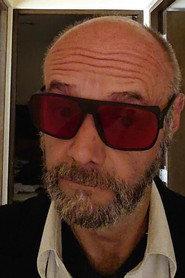 German Fabregat as Deveriux (voice) in Las leyendas: El origen 2021