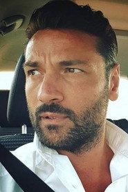Rocco Pietrantonio as Mark in R()und Brackets 2006