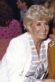 Amelia Aparicio as Calixta in Vaya par de gemelas 1983