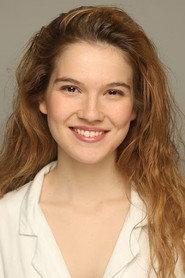 Celia Monedero as Celia in FOMO 2021