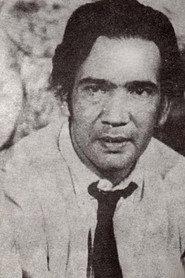 Carlos Rebolledo as himself in Claves, 2: We will return younger 1984