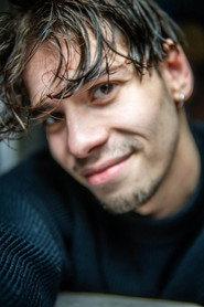 Nathan Gerville as Maxime in Five Paths 2025