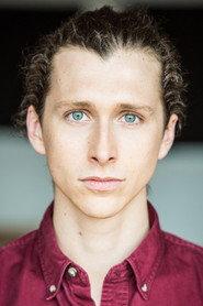 Félix-Antoine Cantin as Éric (Adulte) in Living at 100 miles an hour 2019