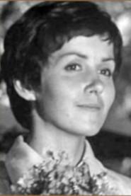 Svetlana Mikhalkova as Мария Игоревна (пионервожатая) in Next to You 1976