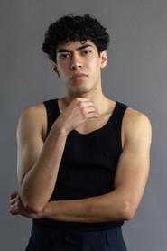 Juan Vergara as Bailarín in Como si fueras luz