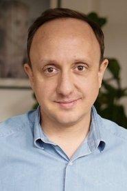 Hubert Myon as Emmanuel Pinot in Fille de paysan 2022