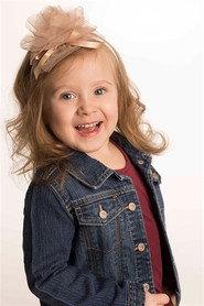 Sophia Battinus as Chloe in Animal Justice