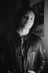 Arnold Sotomayor as Transeunte 1 in The Return of the Lifeblood 2025