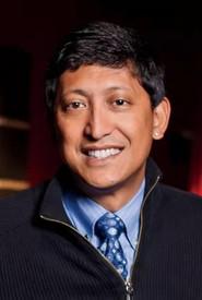 Dan Nainan as Comedian in Thou Shalt Laugh 2 - The Deuce 2007