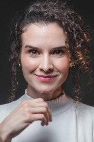 Bruna Chiaradia as Simone in Arrudas Boulevard 2026
