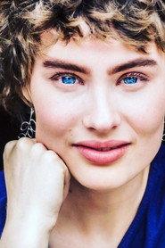 Frederikke Sofie Faber as Fantasy in Jomfruer fra rummet 2023