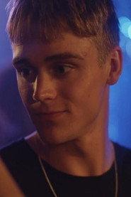 Silver van Sprundel as Tim in Mehmet & Tim 2019