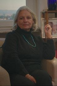 Teresa Corda as in In Gran Segreto: Un Racconto Familiare su Giorgio Bassani