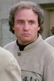 Maurizio Streccioni as Matteo in Che casino... con Pierino! 1982