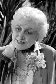 Jeanne Méa as Grande Duchesse de Linskaïa in In Order to Rule 1926