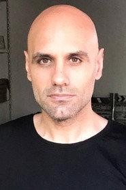 Javier van de Couter as in Sin reserva 2000