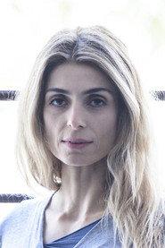 Sophia Hill as Vassiliki in Xamou 2017