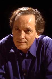 Yvon Marciano as Self - Narrator (voice) in J'aime 2007