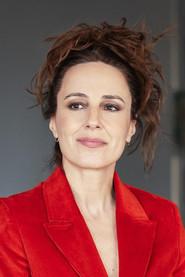 Valentina Carnelutti as Dott.ssa Fiamma Zappa in Like Crazy 2016
