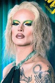 Alvilda as Performer 2 in Turtles 2024