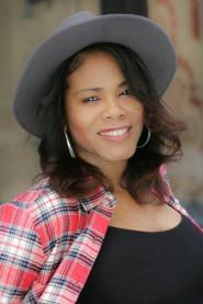 Shawntay Dalon as Gina in I Am My Sister's Keeper 2015