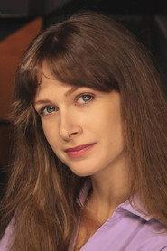 Bettina Józsa as Anna in Invisibly 2017