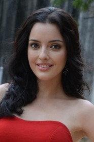 Kristina Akheeva as Reet Khanna in Yamla Pagla Deewana 2 2013