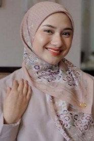 Nadzira Shafa as Zira in Ibadah & Cinta 2026