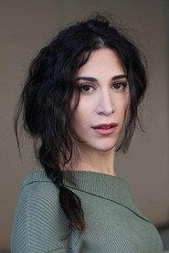 Teresa Fiorentino as Infermiera in Sposa in rosso 2022
