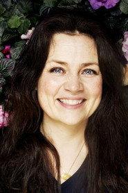 Catrin Sagen as Hotel Worker in The Quake 2018