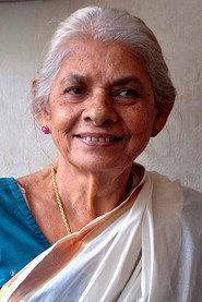 Punnaseri Kanchana as Muthassi in Olappeeppi 2016