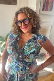 Xochitl Gonzalez as Secretaria federal in El animal 2011