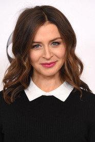 Caterina Scorsone as Beth in Borderline Normal 2000