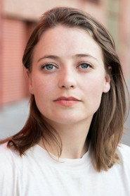 Hanna Plaß as Billie in A Summer in Italy 2025