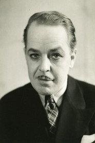 Ludvig Brandstrup as Hauge in Pas paa svinget i Solby 1940