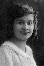 Louisa de Mornand as Jeanne de Champel in Le Rosaire 1934